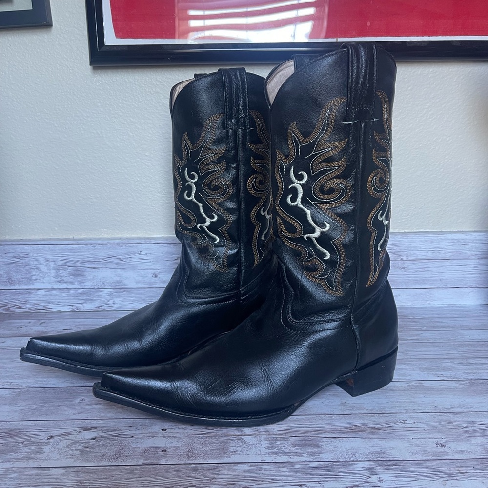Black Pointed Toe Leather Cowboy Boot